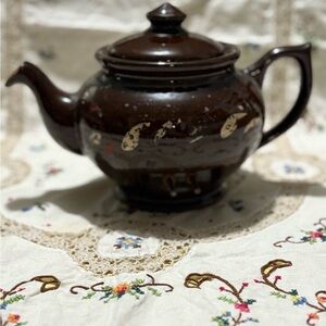 Vintage Wierstead Elegant Brown Teapot